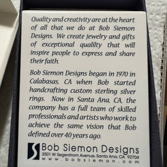 Bob Siemon Designs beautiful Christian stamped necklace NWT in original box - Picture 6 of 9